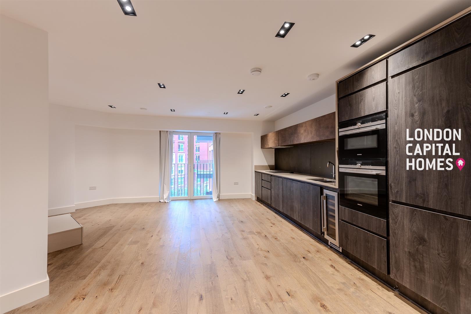 1 bed property in 6 Exchange Gardens, LONDON
